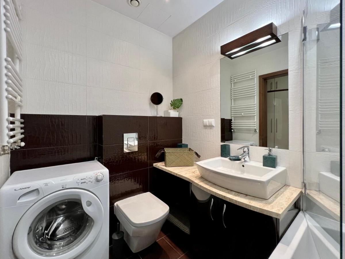 Platinum Tower Green Star Apart Apartment วอร์ซอ ภายนอก รูปภาพ